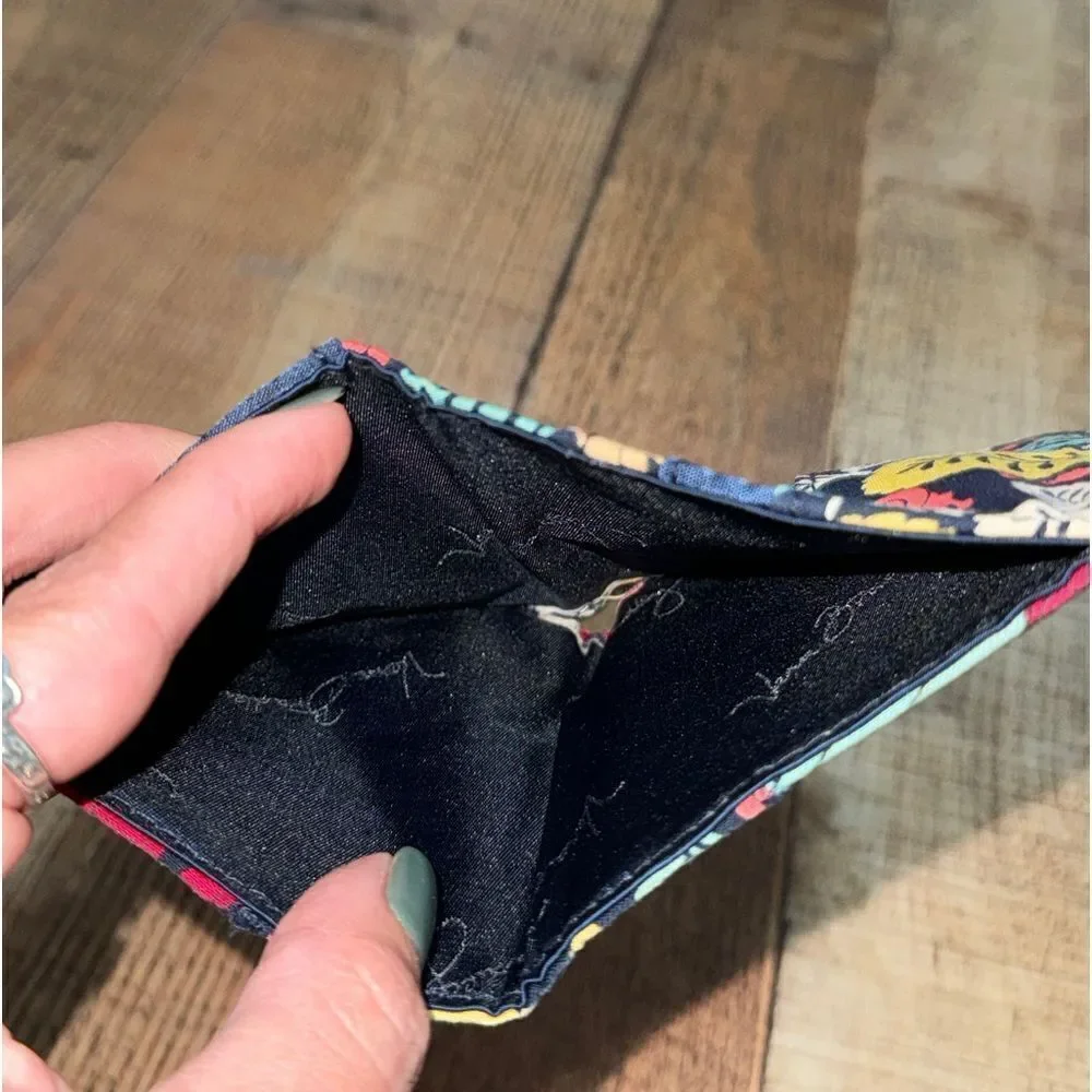 Vera Bradley bifold wallet - Picture 3 of 9